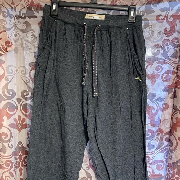 Gray Tommy Bahama lounge pants - Picture 1 of 1